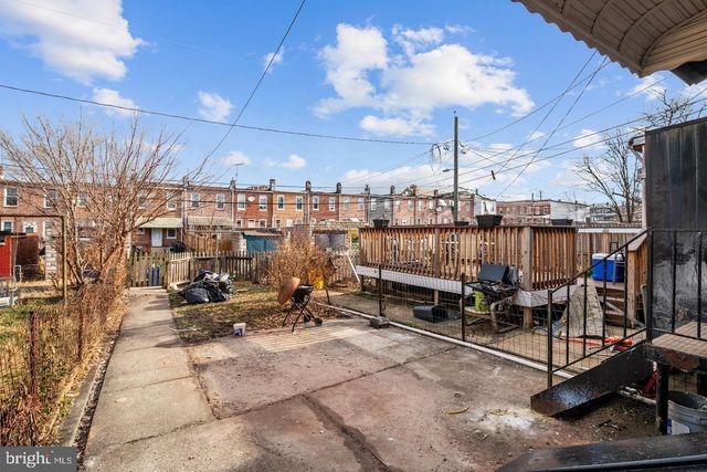 2828 LAKE AVE, Baltimore, MD 21213