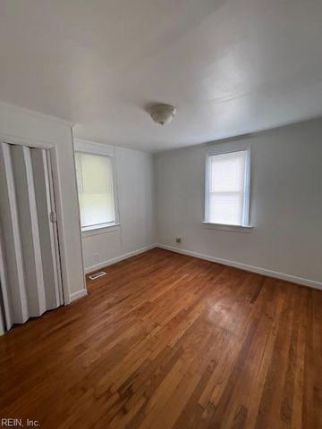 45 Pollux CIR, Portsmouth, VA 23701