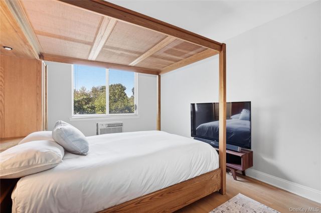 14 Nosband Avenue 3K, White Plains, NY 10605