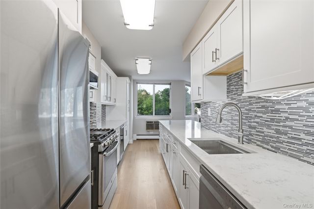 14 Nosband Avenue 3K, White Plains, NY 10605