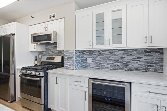 14 Nosband Avenue 3K, White Plains, NY 10605