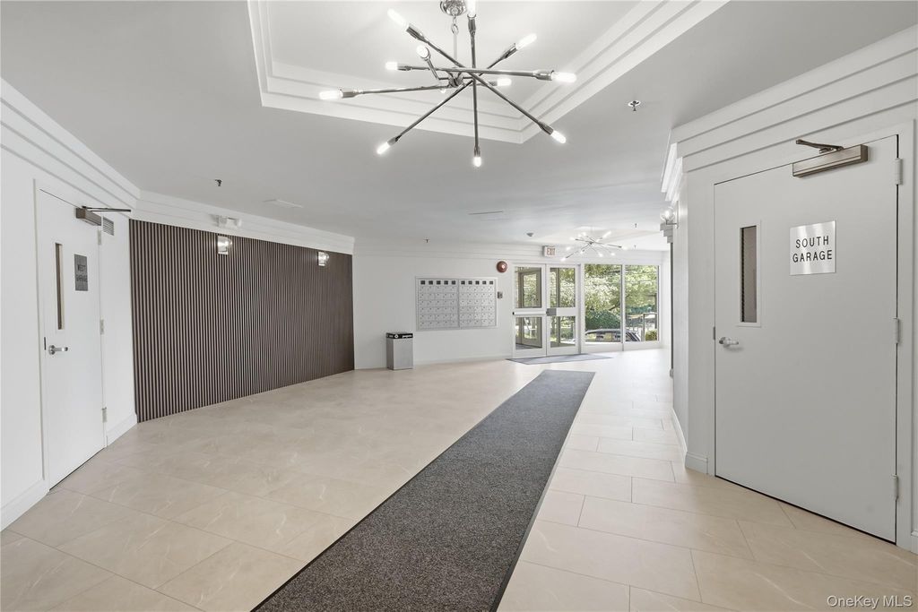 14 Nosband Avenue 3K, White Plains, NY 10605 — photo 2