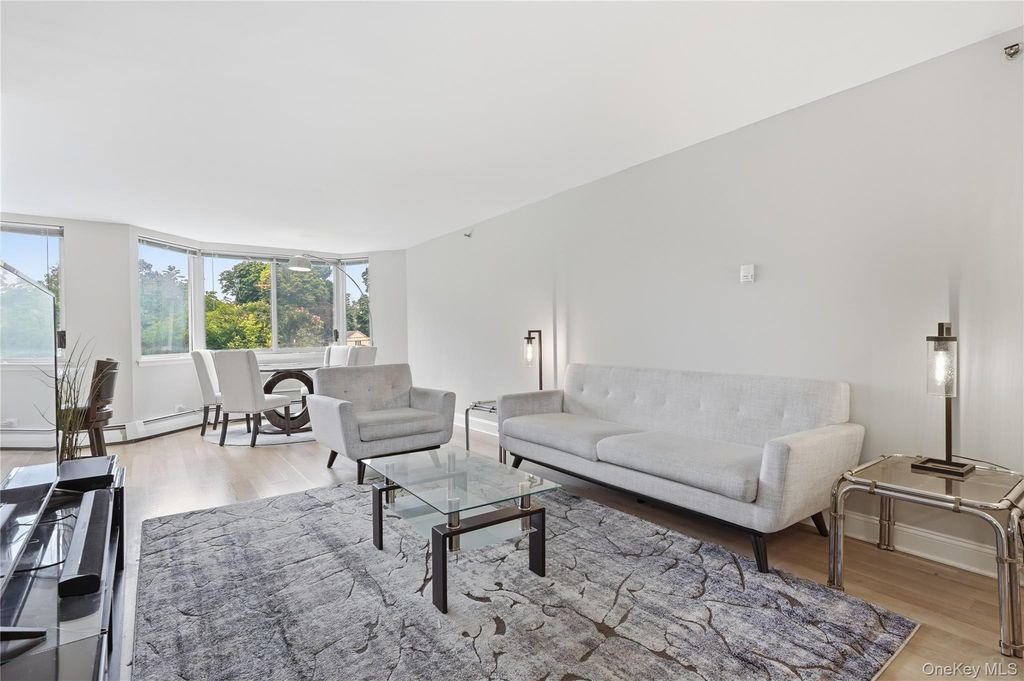 14 Nosband Avenue 3K, White Plains, NY 10605 — photo 4