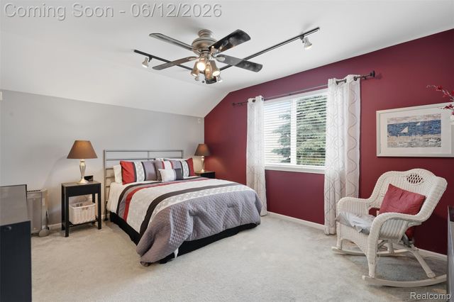 470 Delmar Court, Highland Charter Township, MI 48357
