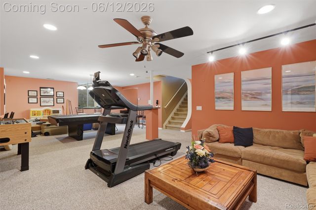 470 Delmar Court, Highland Charter Township, MI 48357