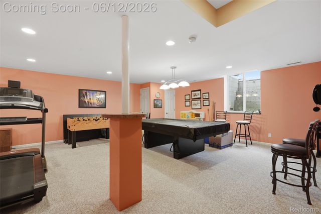 470 Delmar Court, Highland Charter Township, MI 48357
