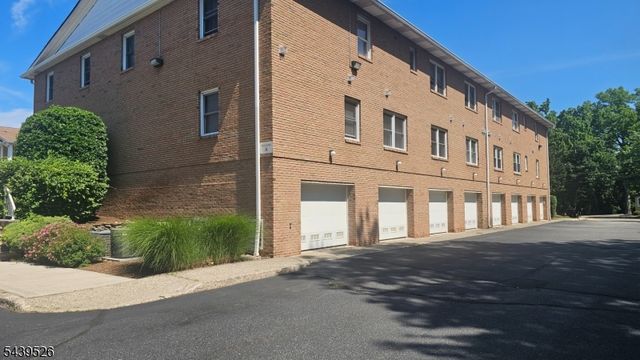 105 Newark Pompton Tpke 13, Pequannock Twp., NJ 07440