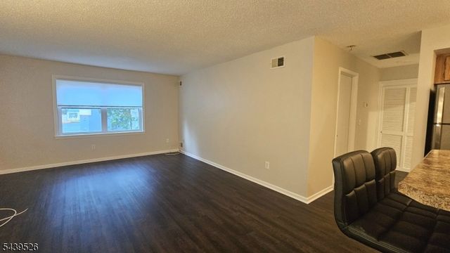 105 Newark Pompton Tpke 13, Pequannock Twp., NJ 07440