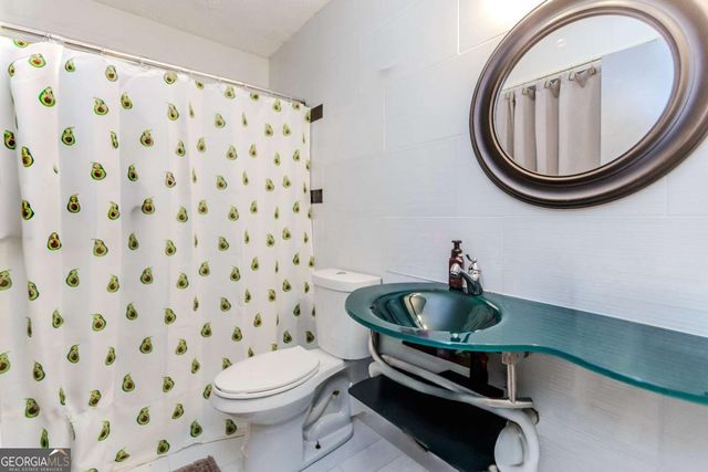 1156 Woodington Circle, Lawrenceville, GA 30044