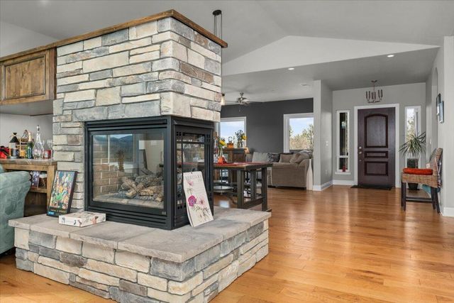 15093 Sunshine Ridge Road, Anderson, CA 96007