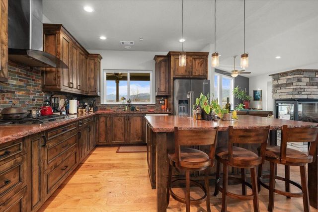 15093 Sunshine Ridge Road, Anderson, CA 96007