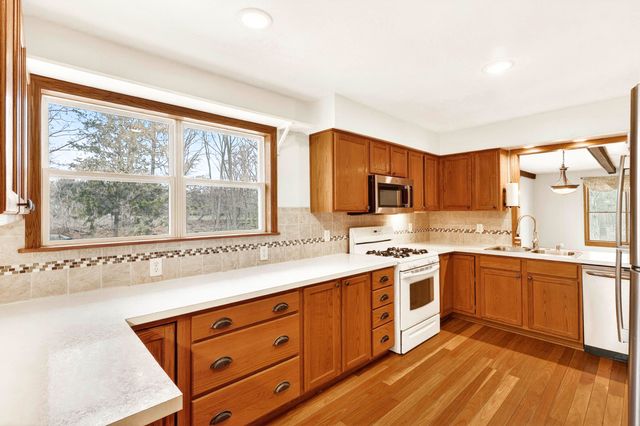 5169 Farr Road, Fruitport, MI 49415