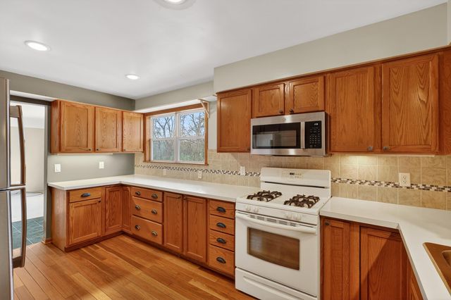 5169 Farr Road, Fruitport, MI 49415