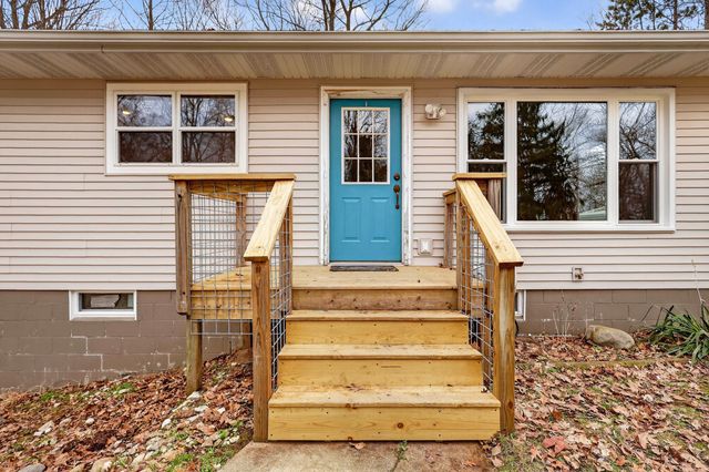 5169 Farr Road, Fruitport, MI 49415