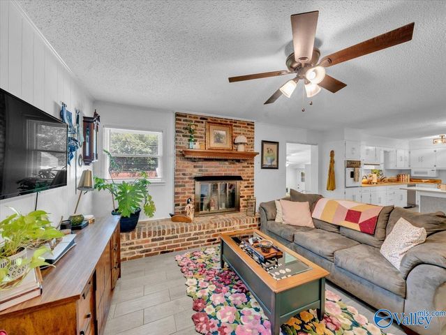 1310 Elizabeth Avenue SE, Decatur, AL 35601