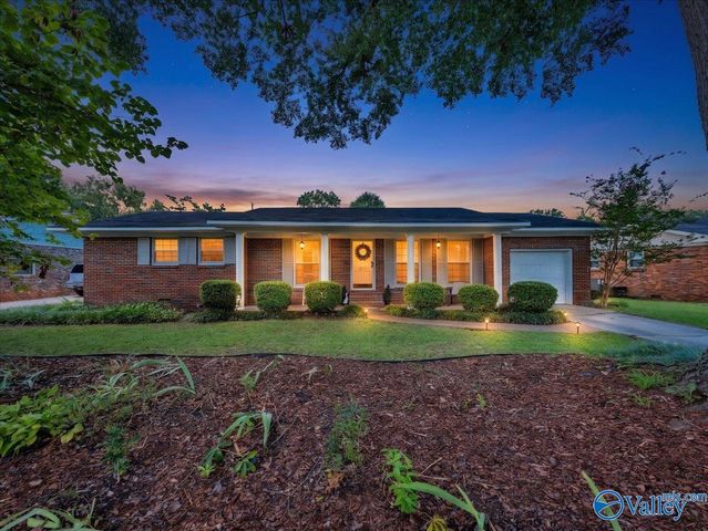 1310 Elizabeth Avenue SE, Decatur, AL 35601