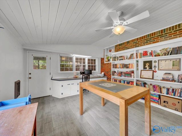 1310 Elizabeth Avenue SE, Decatur, AL 35601