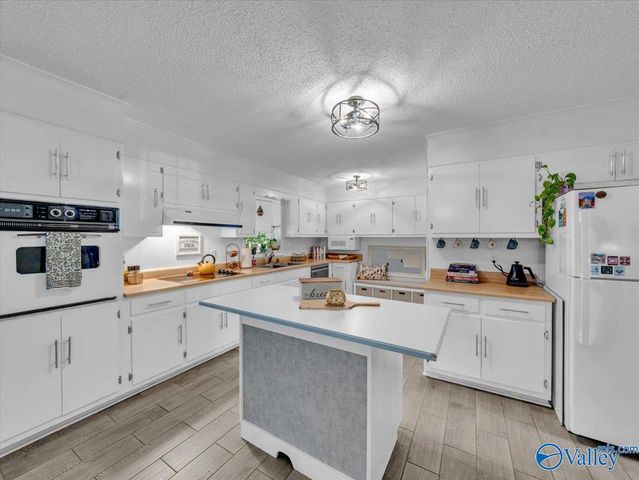 1310 Elizabeth Avenue SE, Decatur, AL 35601