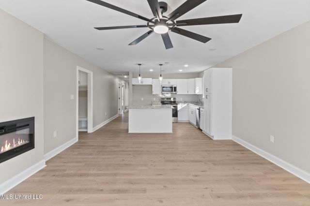 1429 W 7th Street, Hattiesburg, MS 39401