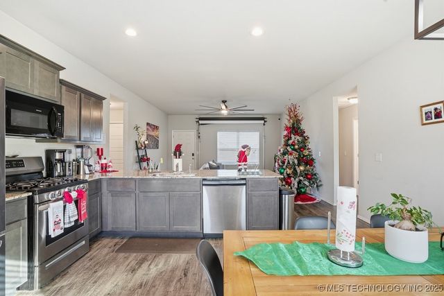 2000 S 14th Street, Broken Arrow, OK 74012