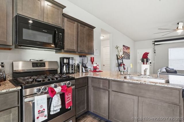 2000 S 14th Street, Broken Arrow, OK 74012