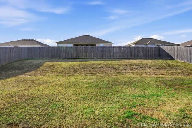 2000 S 14th Street, Broken Arrow, OK 74012