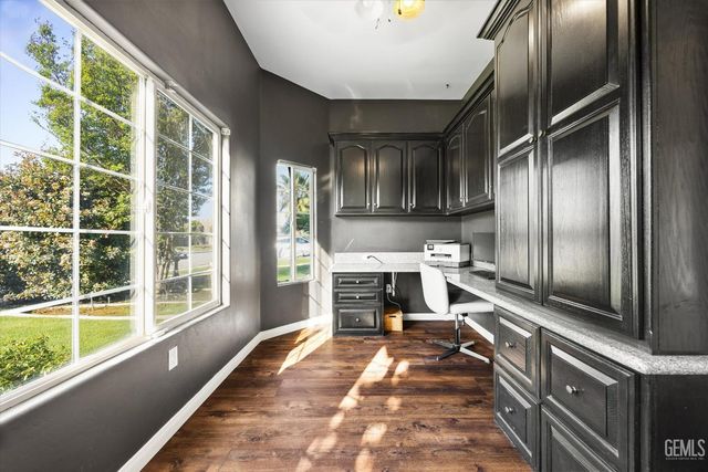 15100 Dobbs Avenue, Bakersfield, CA 93314