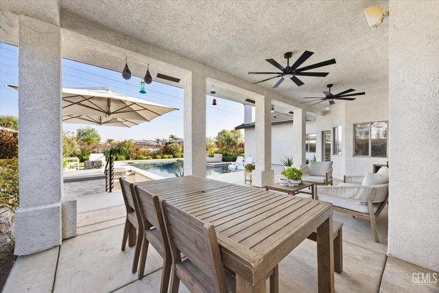 15100 Dobbs Avenue, Bakersfield, CA 93314