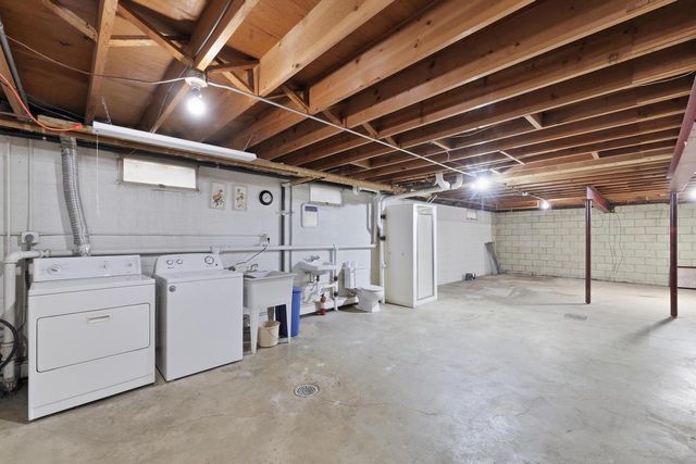 N8332 Weber ROAD, East Troy, WI 53120