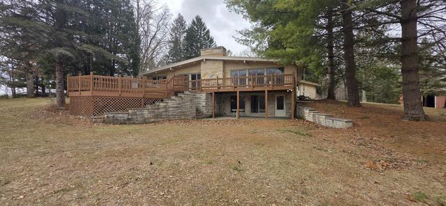 N8332 Weber ROAD, East Troy, WI 53120