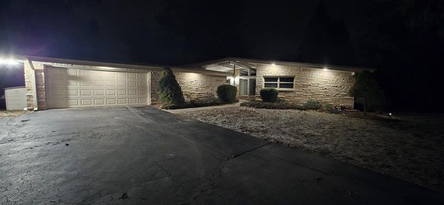 N8332 Weber ROAD, East Troy, WI 53120