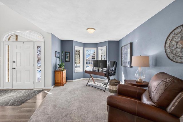 4124 N WEDGEWOOD DRIVE, Appleton, WI 54913