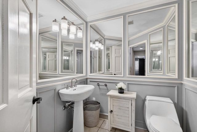 4124 N WEDGEWOOD DRIVE, Appleton, WI 54913