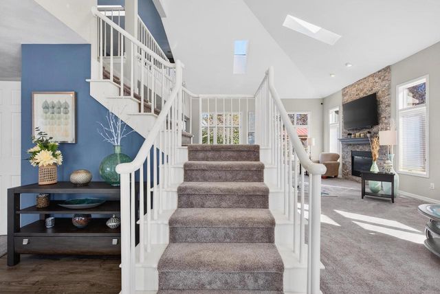 4124 N WEDGEWOOD DRIVE, Appleton, WI 54913