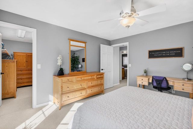 4124 N WEDGEWOOD DRIVE, Appleton, WI 54913