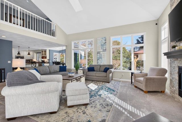 4124 N WEDGEWOOD DRIVE, Appleton, WI 54913