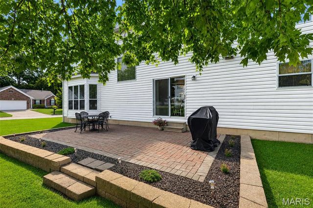 351 Briar Creek Court, St Charles, MO 63304