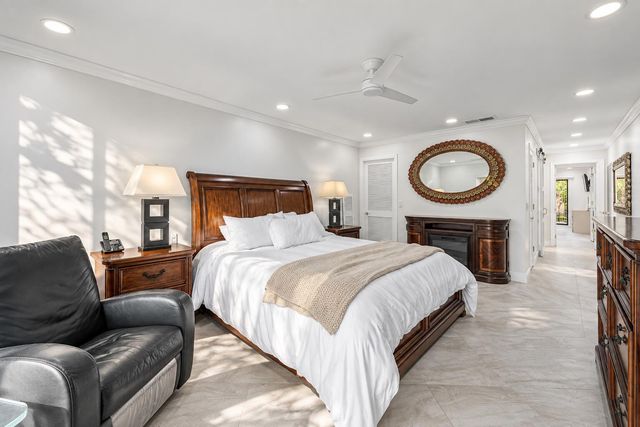 23 Estate Drive, Boynton Beach, FL 33436