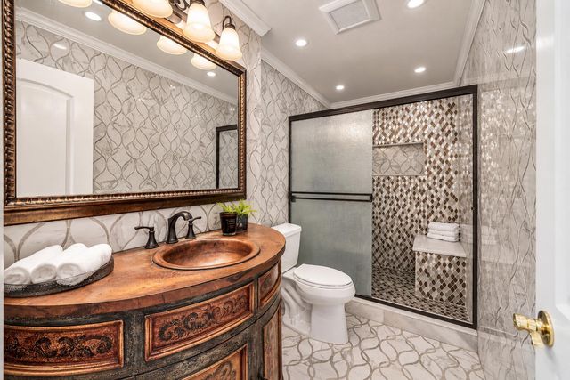 23 Estate Drive, Boynton Beach, FL 33436