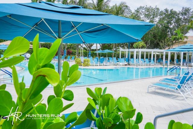 23 Estate Drive, Boynton Beach, FL 33436