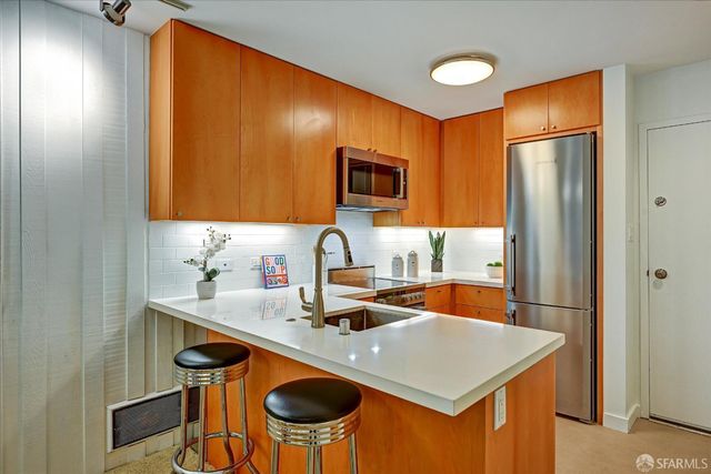 60 Ora Way 105H, San Francisco, CA 94131