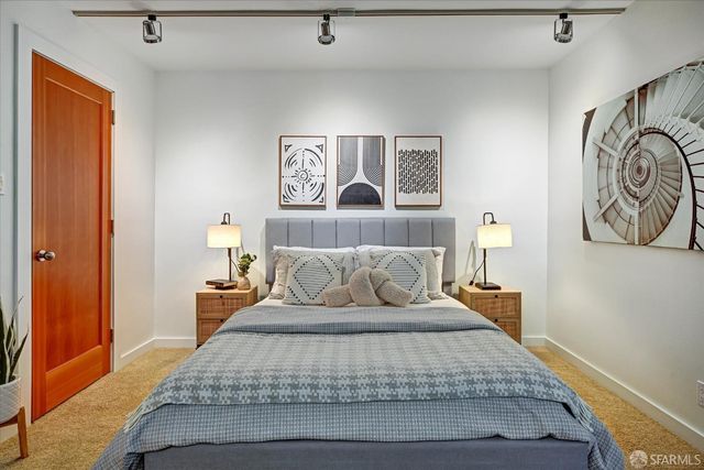 60 Ora Way 105H, San Francisco, CA 94131