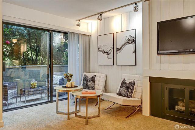 60 Ora Way 105H, San Francisco, CA 94131