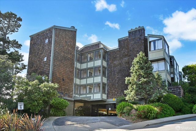 60 Ora Way 105H, San Francisco, CA 94131