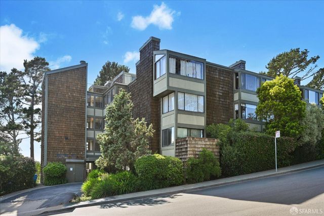60 Ora Way 105H, San Francisco, CA 94131