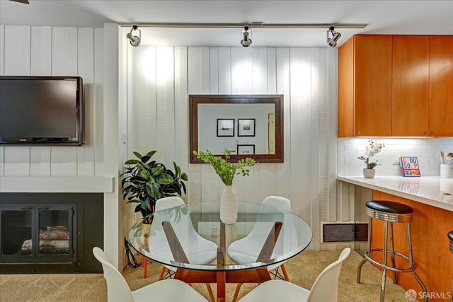 60 Ora Way 105H, San Francisco, CA 94131