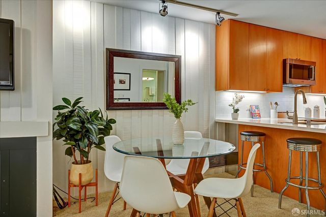 60 Ora Way 105H, San Francisco, CA 94131