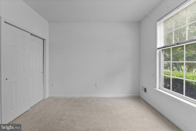 4 BRAKEMAN CT, Hightstown, NJ 08520