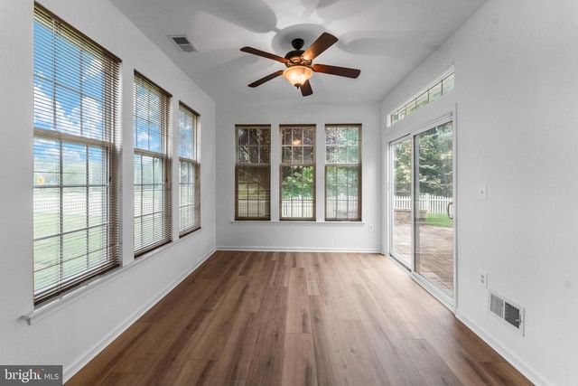 4 BRAKEMAN CT, Hightstown, NJ 08520