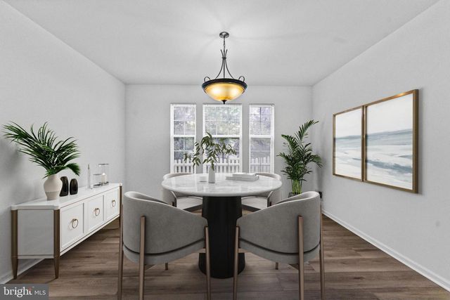 4 BRAKEMAN CT, Hightstown, NJ 08520